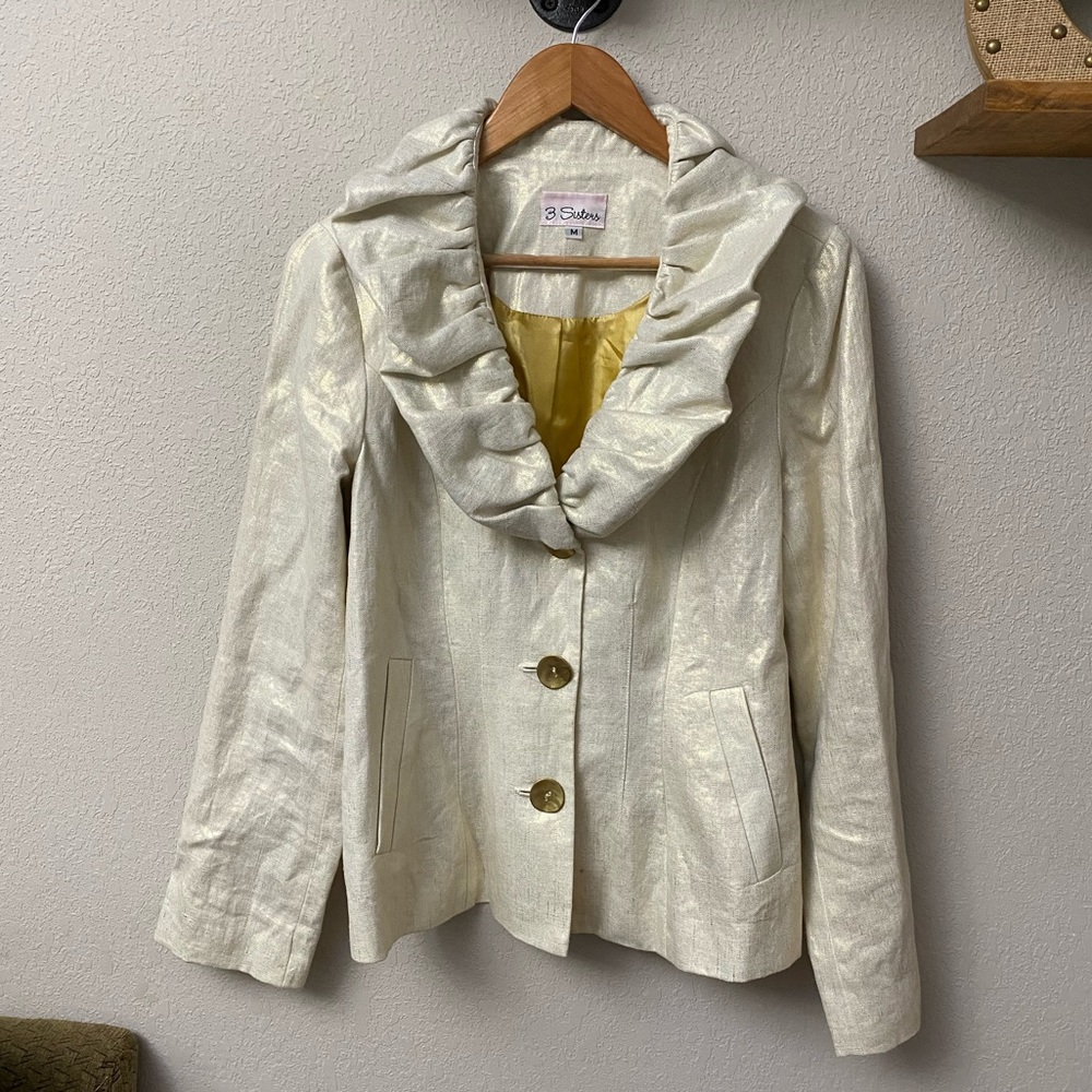 3 SISTERS linen blend gold tone beige gold 3 button blazer size Medium